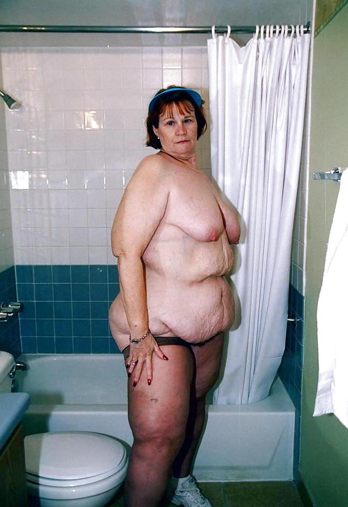 7P Sexy Fat Old Mums