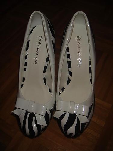 25P Von Monika die Pumps