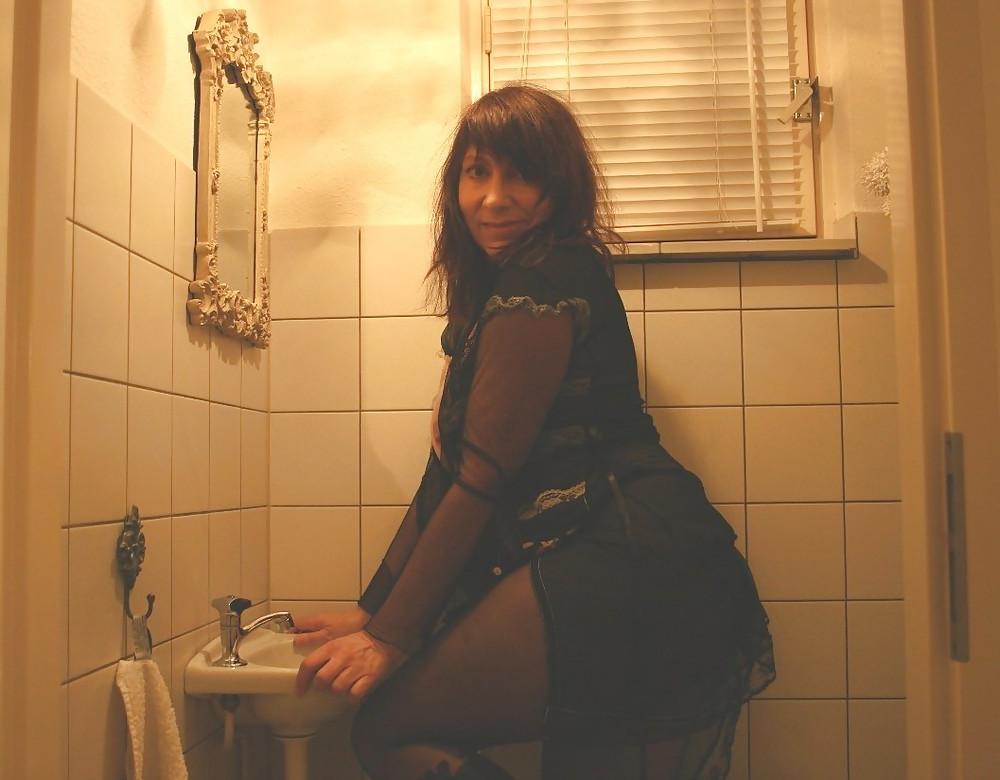 25P Bathroom mirror