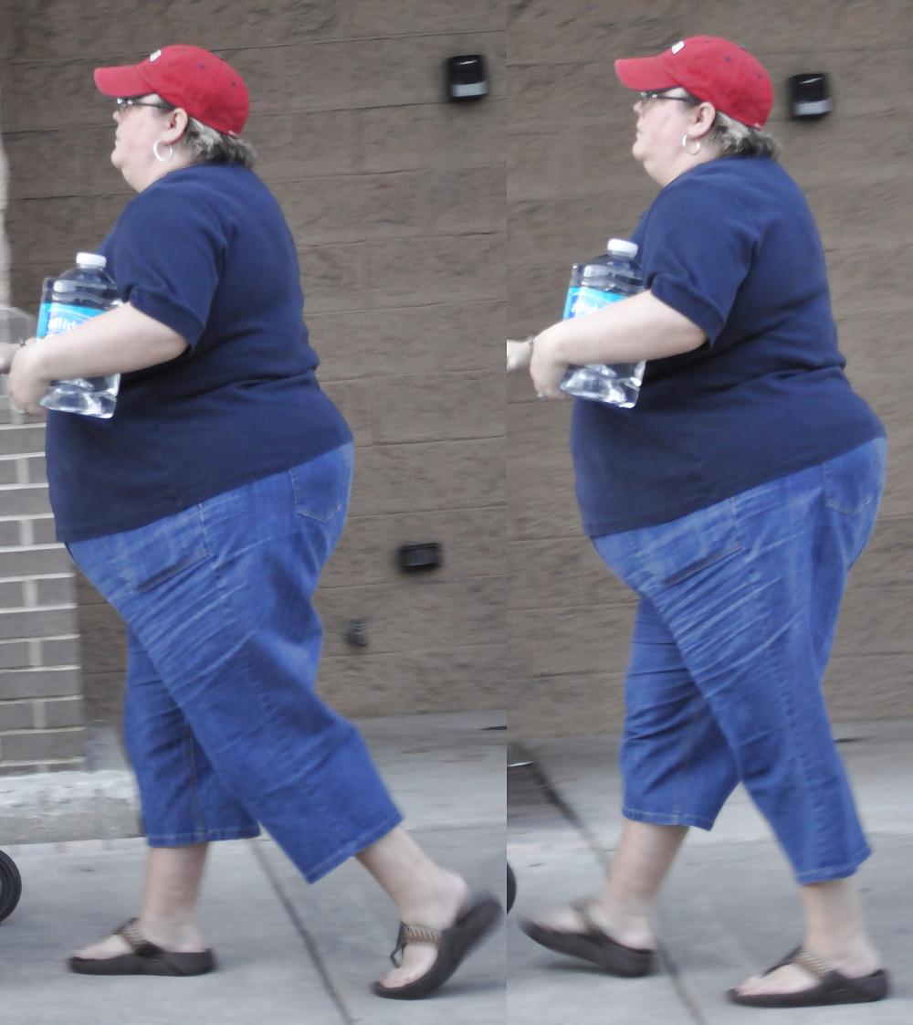 19P Fat Asses In Jeans - Public Creepin