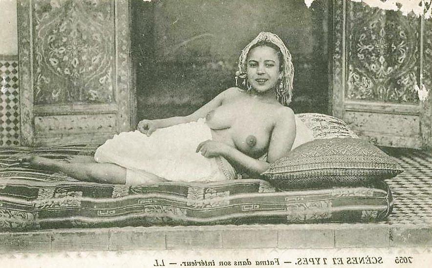 25P Vintage Arabian nights