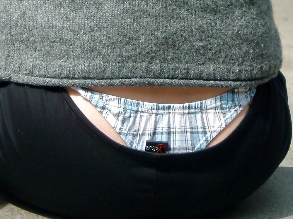 25P Thong 28