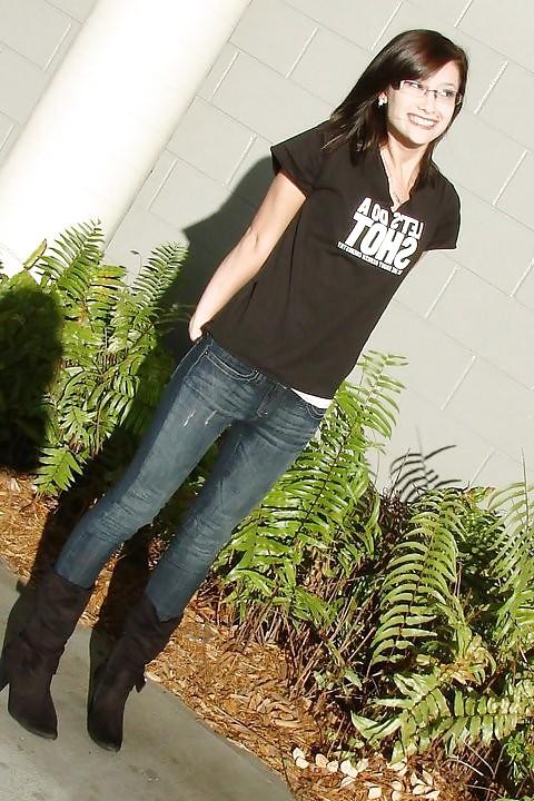 25P Queens in Jeans LXXXII