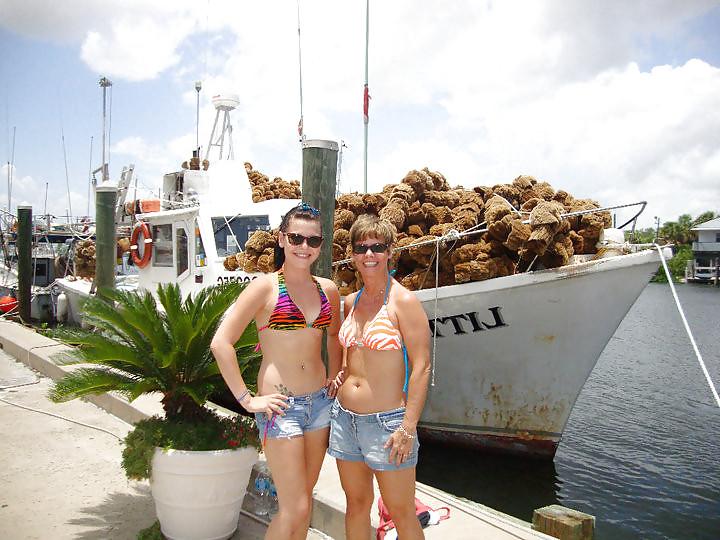 25P Queens in Jeans LXXXII