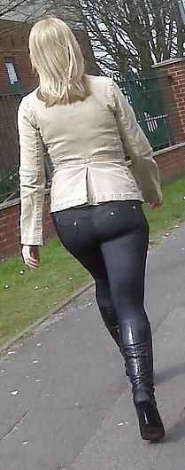 23P Jeans asses