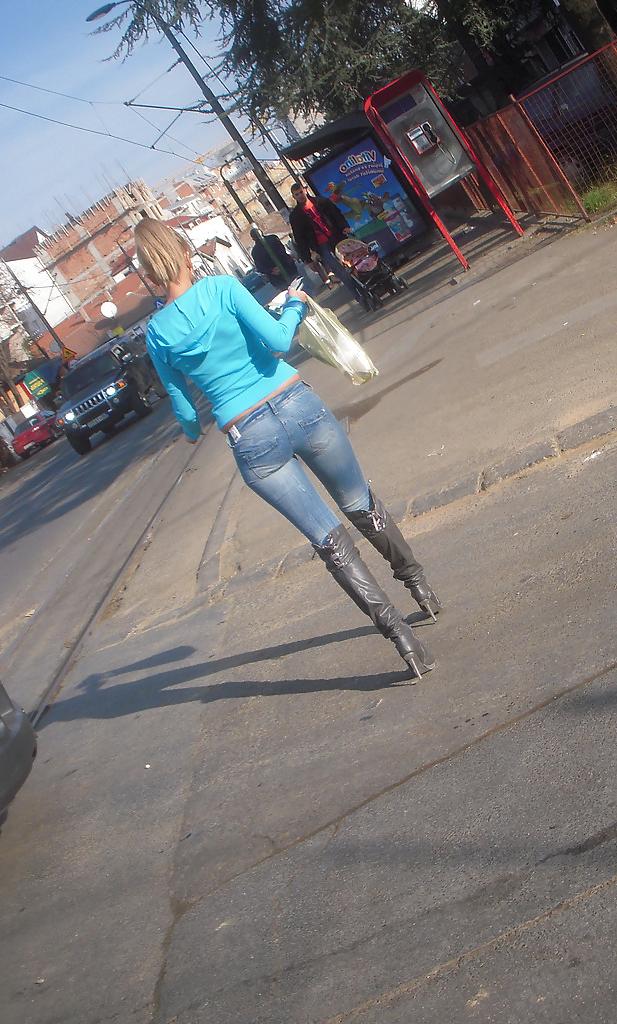 23P Jeans asses