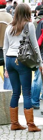 23P Jeans asses