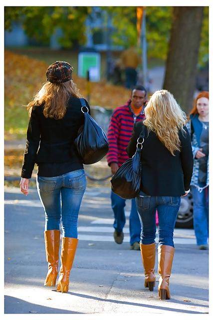 23P Jeans asses
