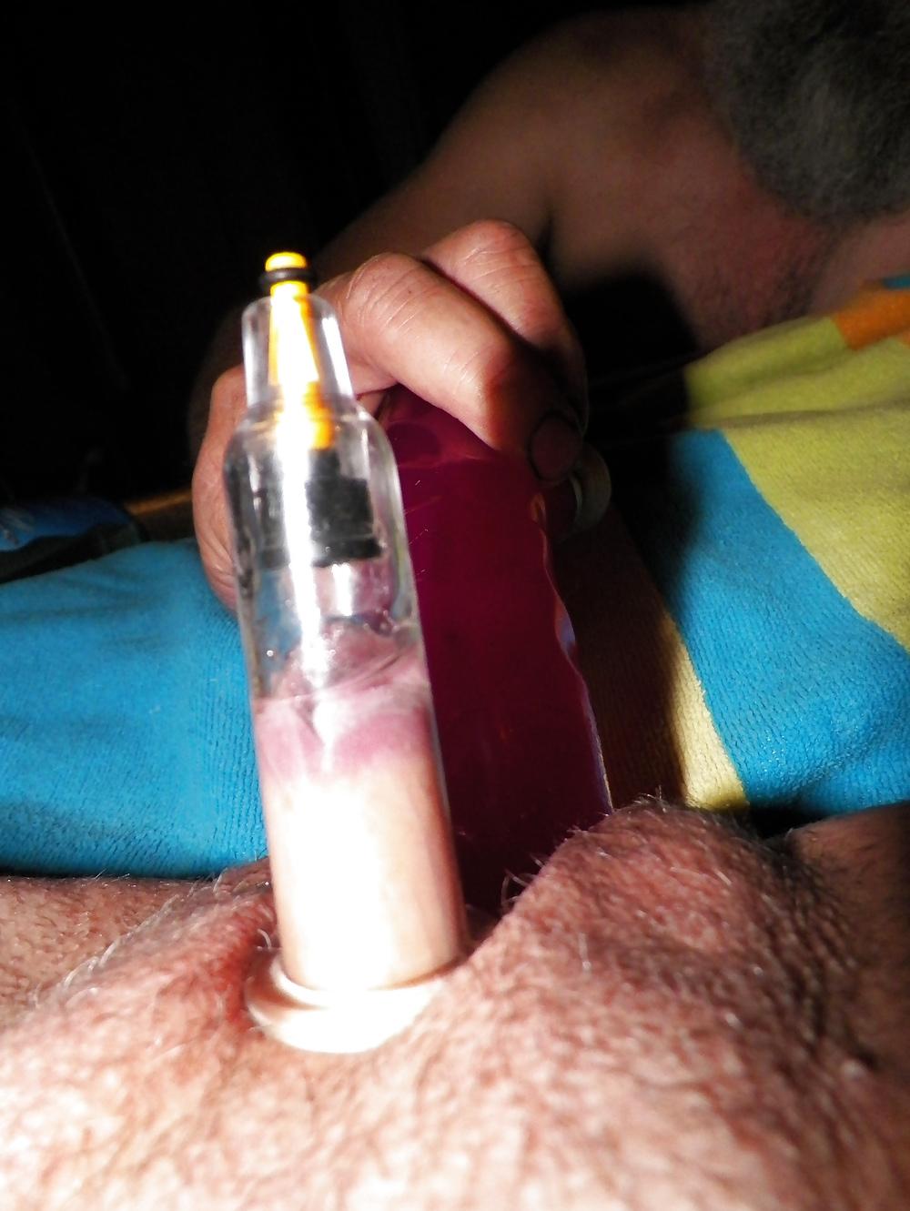 17P Pumped clit and dildo play