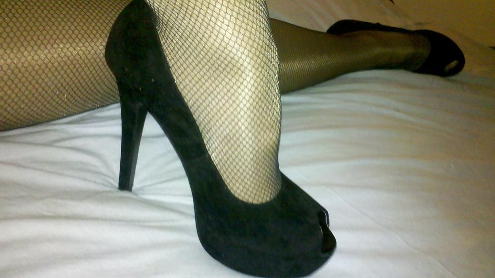 25P Miniskirt and new shoes