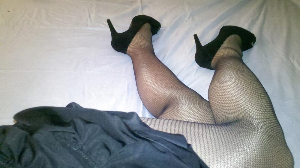 25P Miniskirt and new shoes