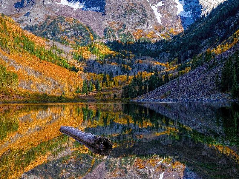 22P Mirror in the water.