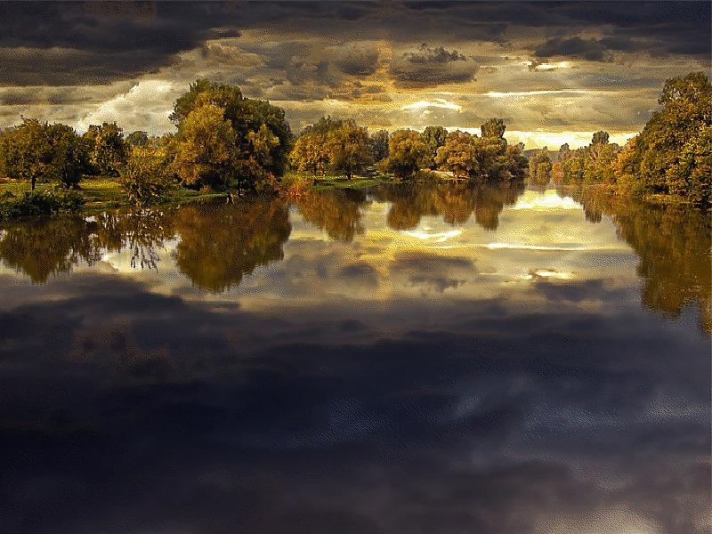 22P Mirror in the water.