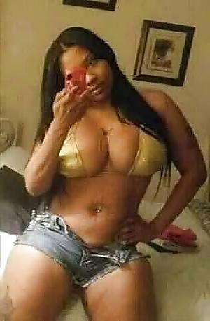 25P Queens in Jeans CLXXVII