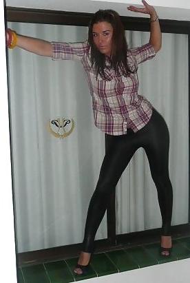25P Sluts in tight pants! 7