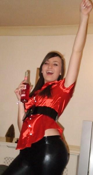 25P Sluts in tight pants! 7