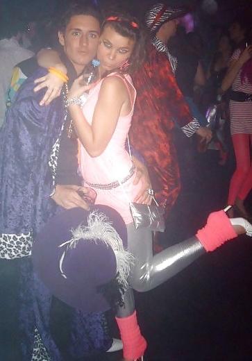 25P Sluts in tight pants! 7