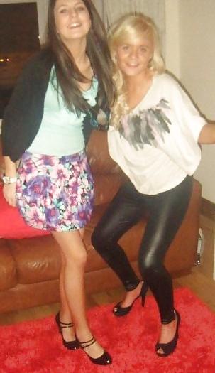 25P Sluts in tight pants! 7