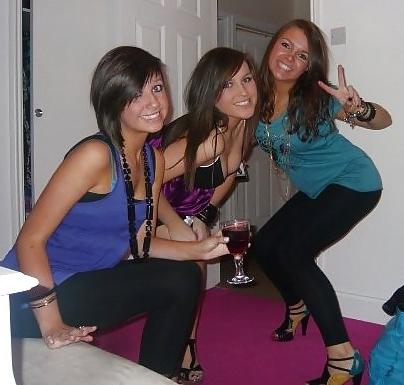 25P Sluts in tight pants! 7