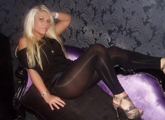 25P Sluts in tight pants! 8