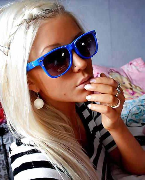 25P Hot Bimbo Girls 1