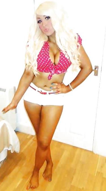 25P Hot Bimbo Girls 1