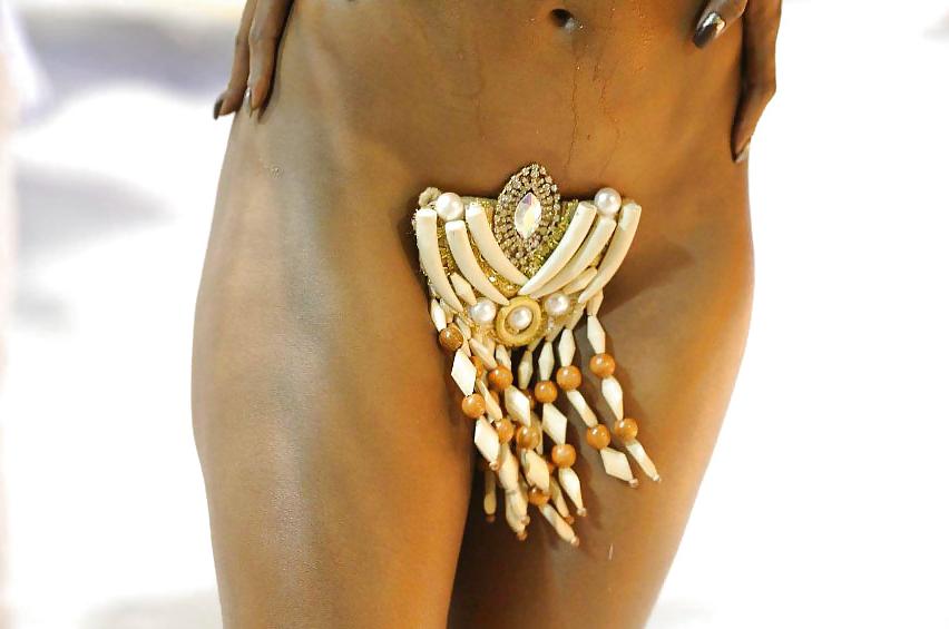 25P Brazilian carnival girls