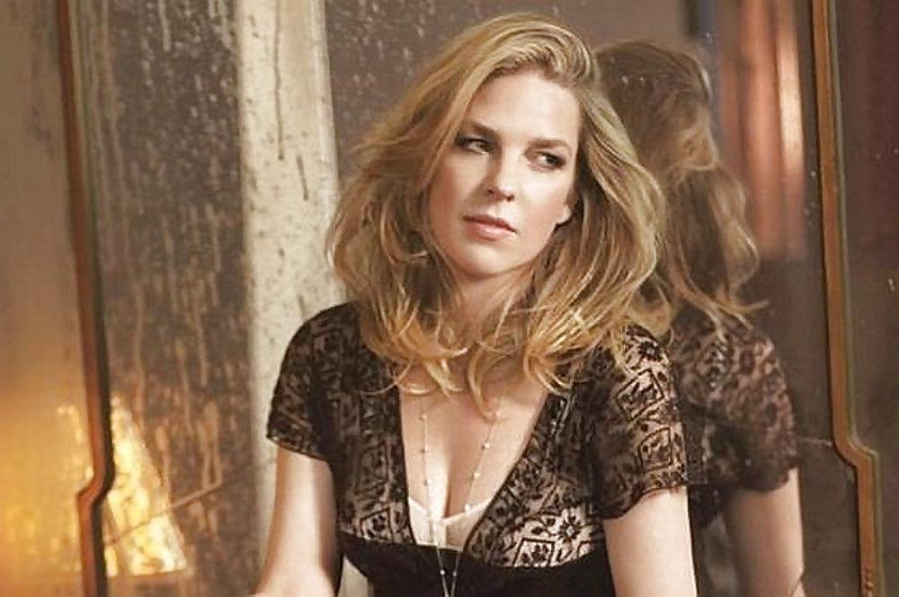 25P Jerk Off To ... Diana Krall (Jazz Singer)