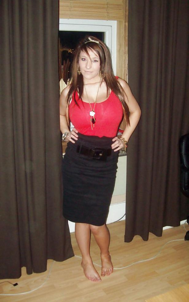 25P Another Facebook Bimbo Bitch