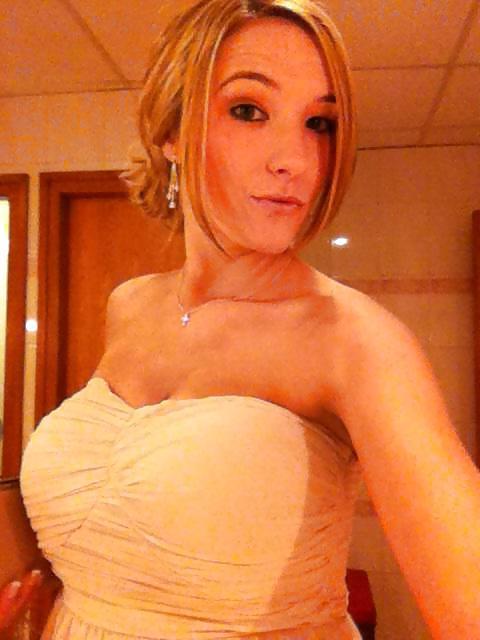 25P Another Facebook Bimbo Bitch