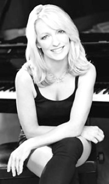 17P Let's Jerk Off To ... Lisa Hilton (Jazz Musician)