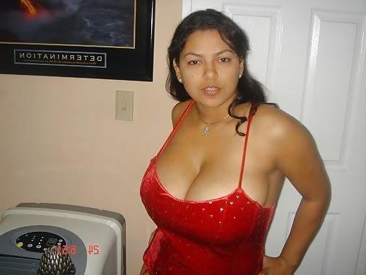 25P Thick Bitches - Fat Titties III