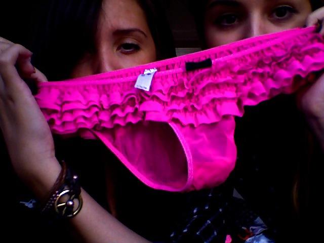 25P Thong 27
