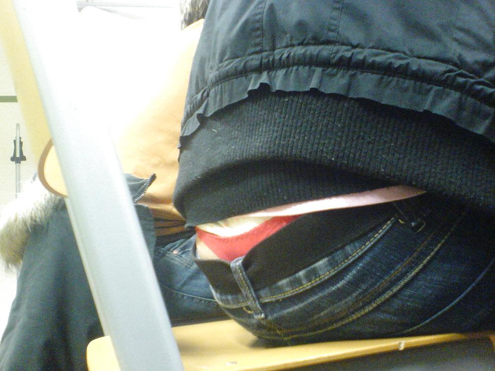 25P Thong 31