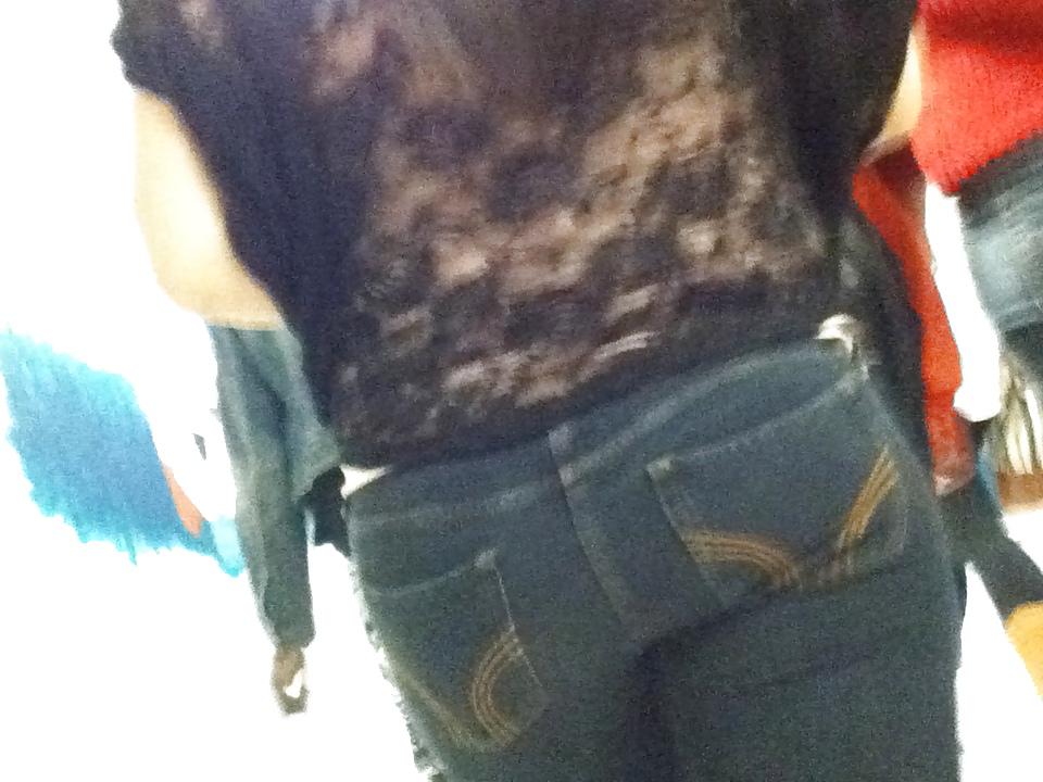 25P Fat asses in tight jeans