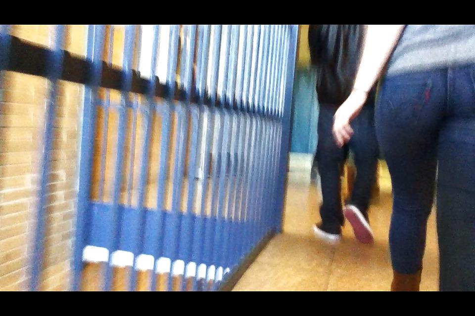25P Fat asses in tight jeans