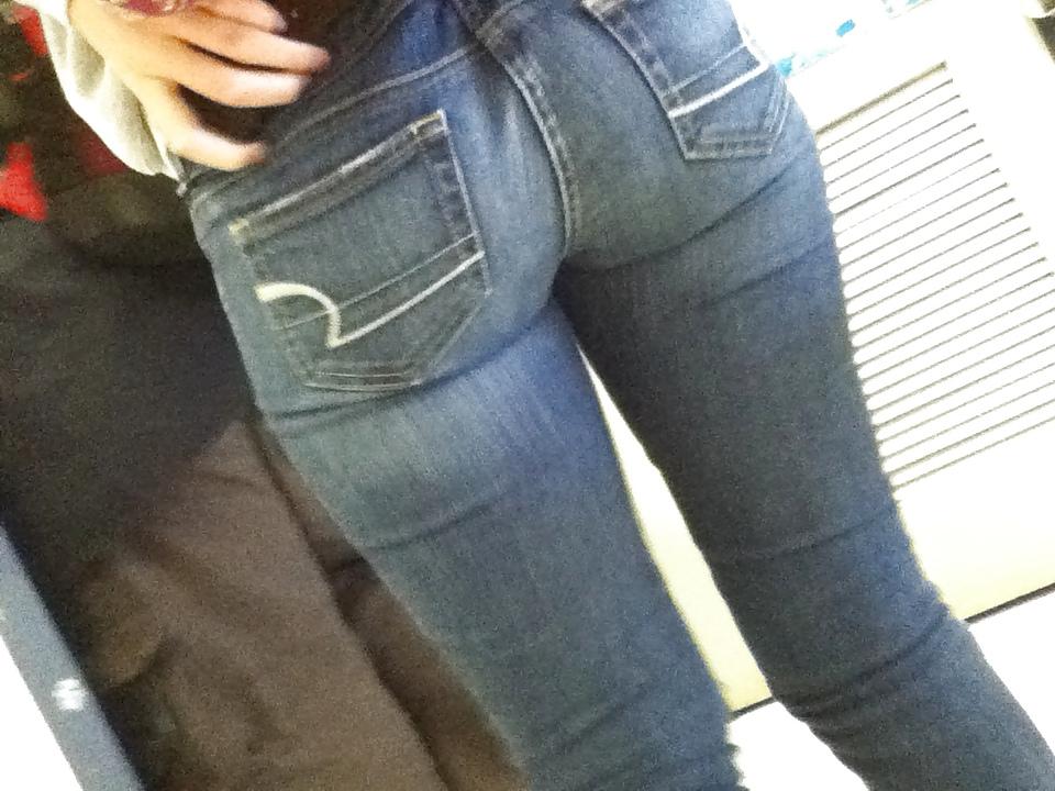 25P Fat asses in tight jeans