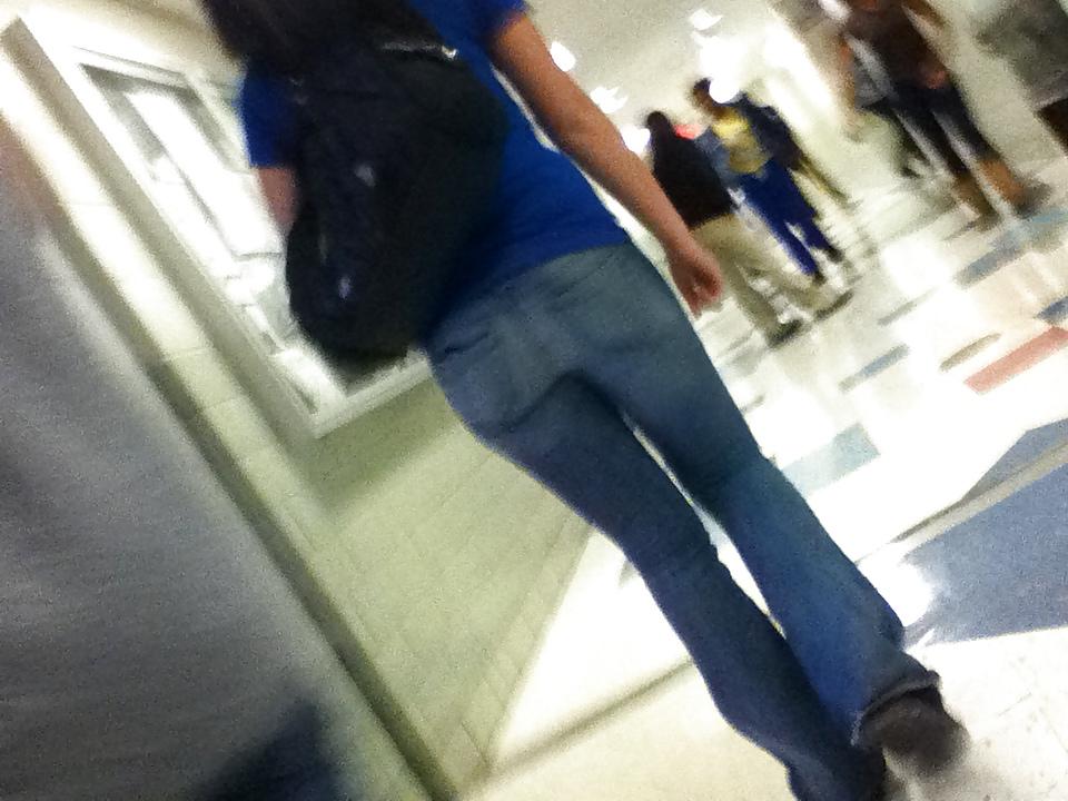 25P Fat asses in tight jeans