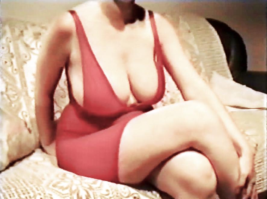 10P SAG - Big Udders Red Hot Monokini & Hot Legs In Miniskirt 01