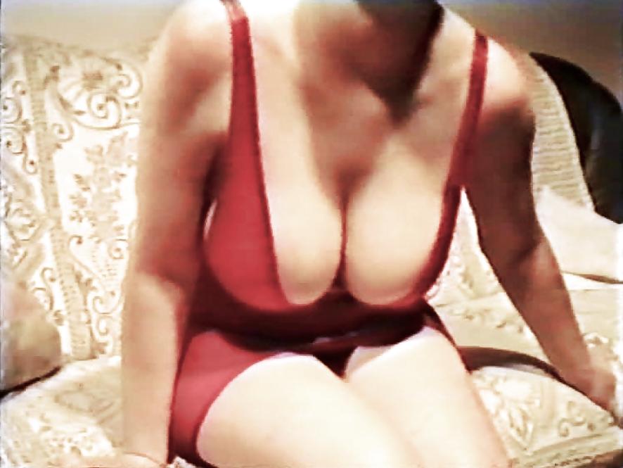 10P SAG - Big Udders Red Hot Monokini & Hot Legs In Miniskirt 01
