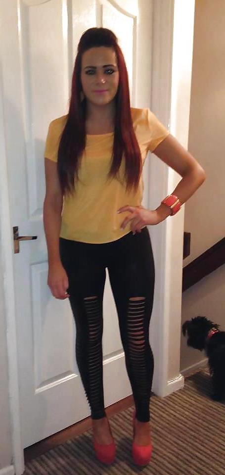 25P Sluts in tight pants!