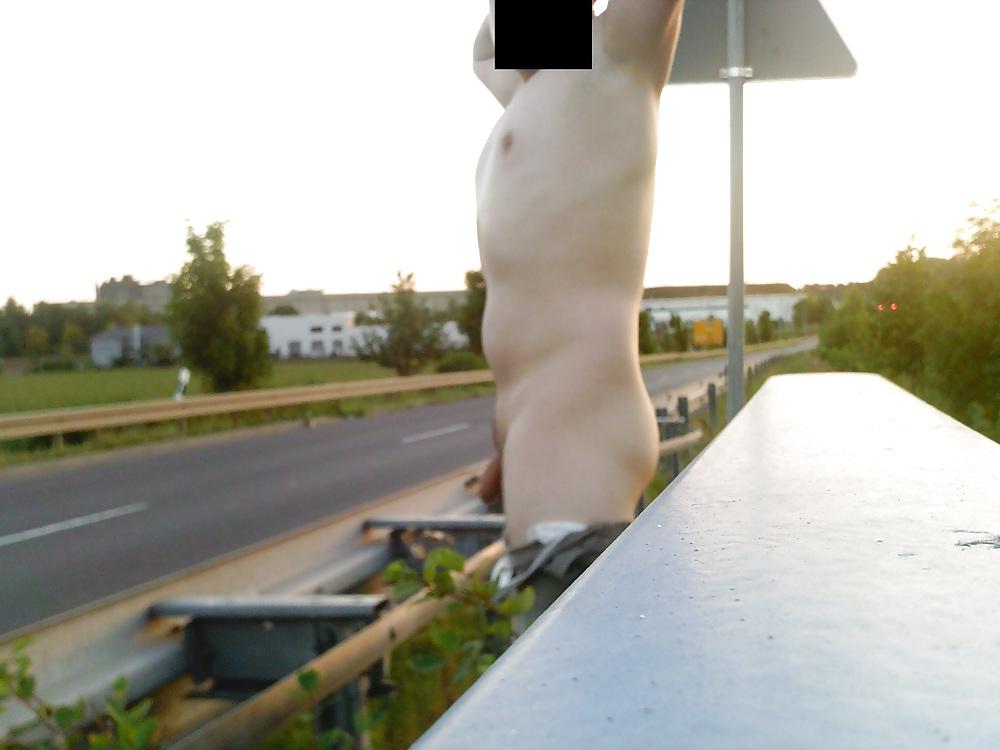 25P Naked outside august 2012 part 4