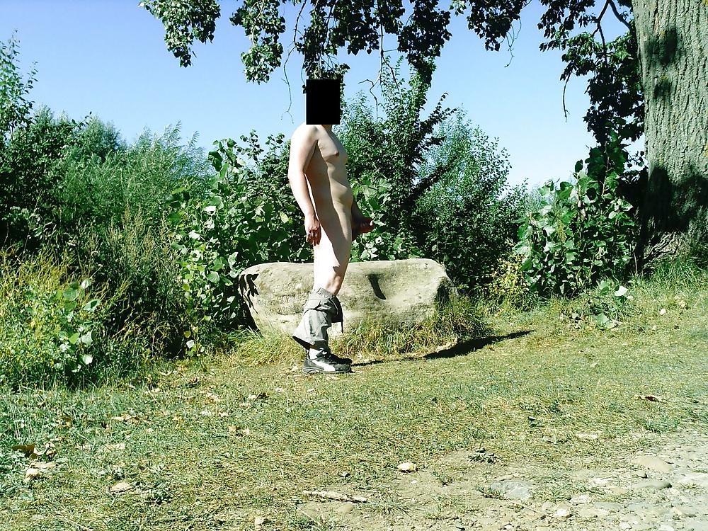 25P Naked outside august 2012 part 4