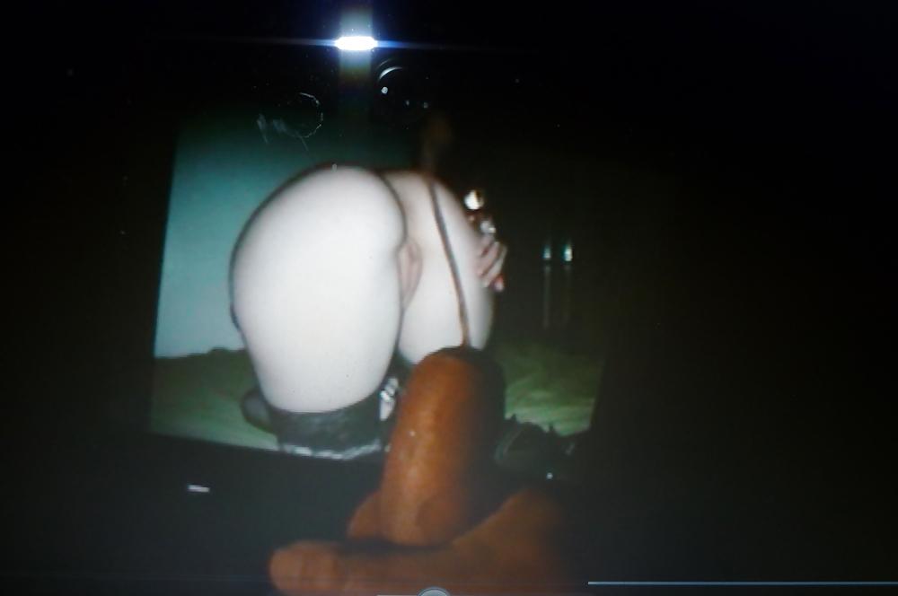 9P Hot ass video soon online 