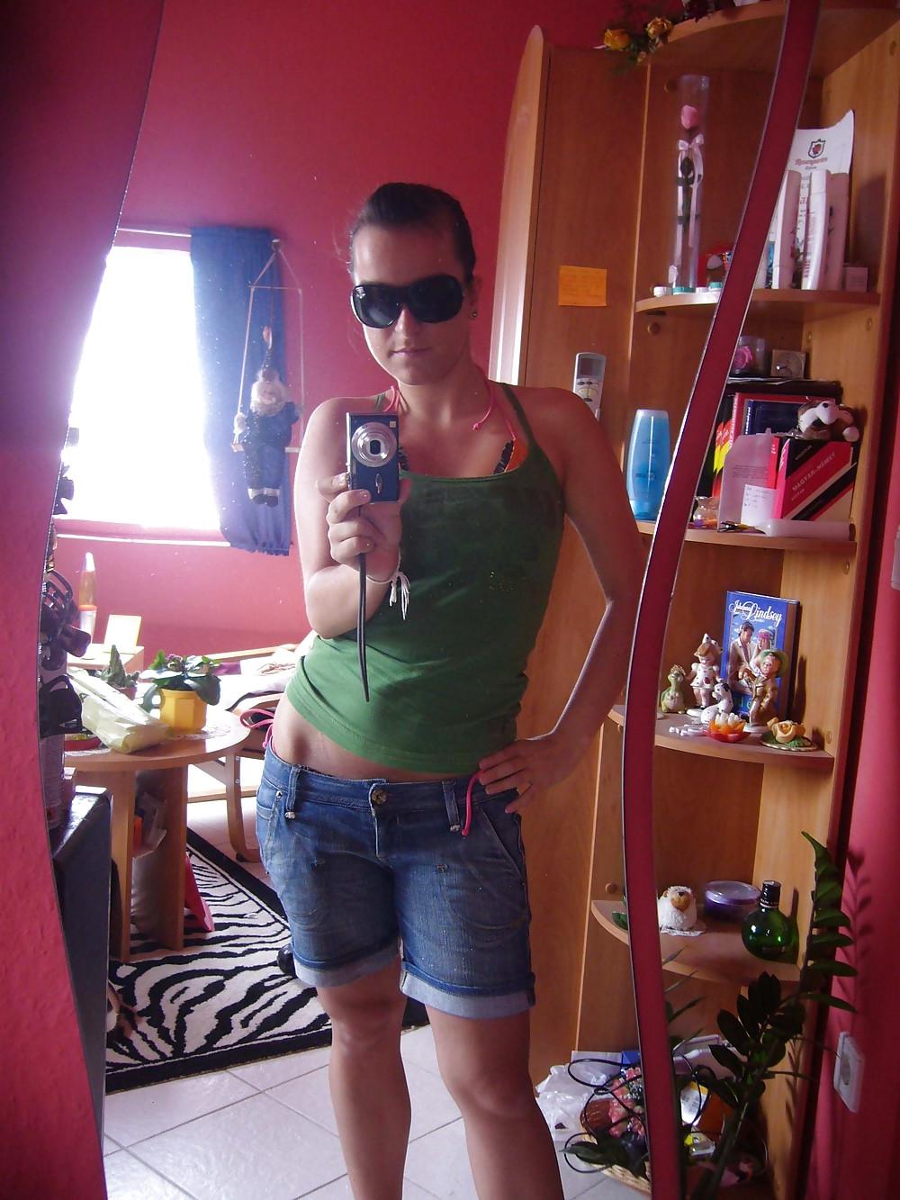 25P Queens in Jeans LXXIX