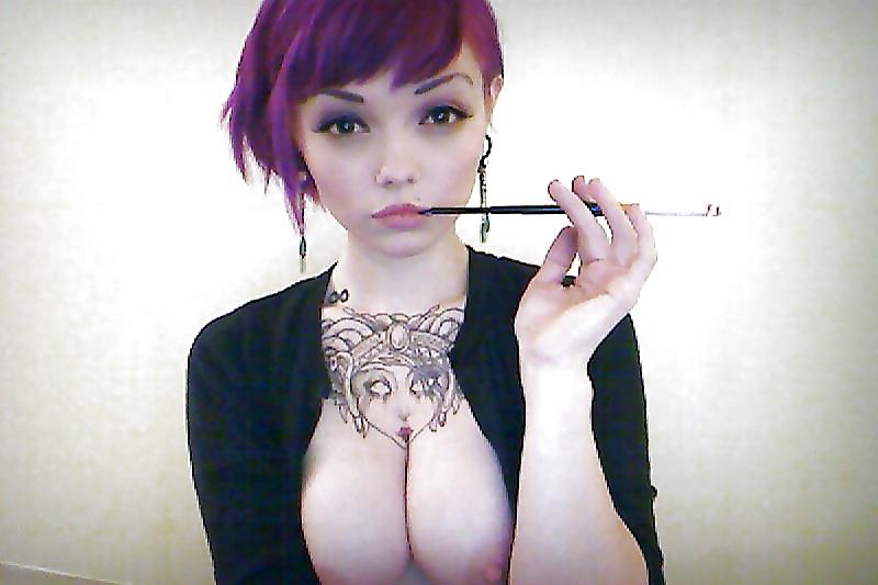 25P Smoking Glamour