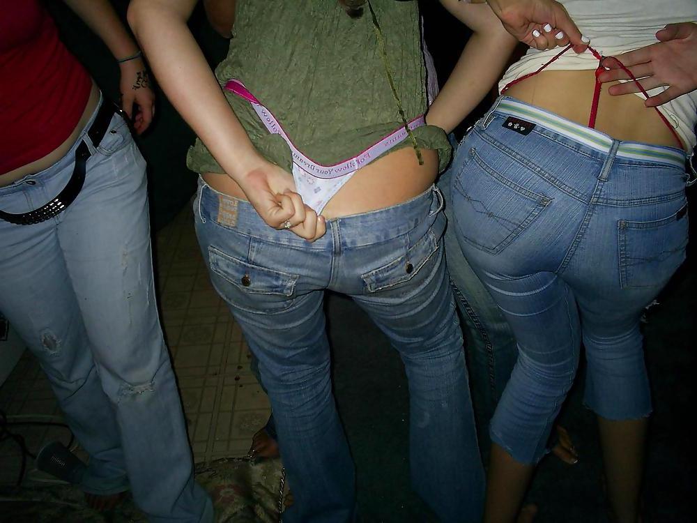 25P Thong 76