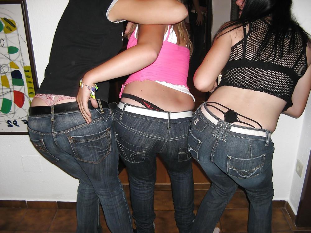 25P Thong 76