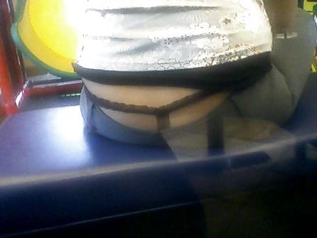 25P Thong 76