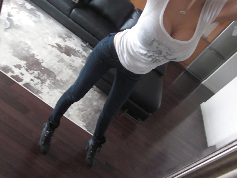 25P Bella: Fake Tit Bimbo